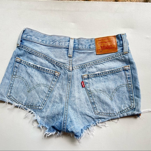 VINTAGE LEVI'S 501 Denim WAVELINE Cutoff Shorts 25 jean cutoff distressed - Picture 5 of 10